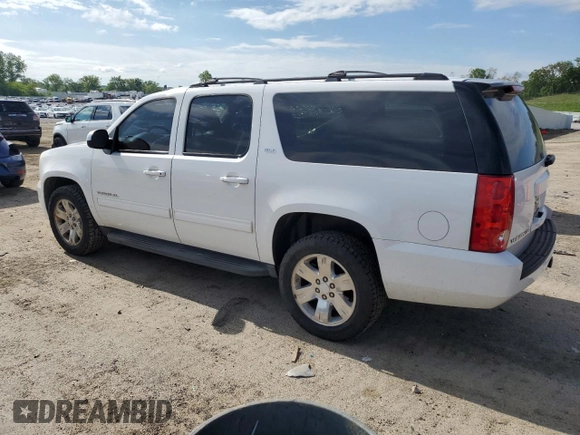 2013 GMC Yukon XL SLT z VIN 1GKS2KE74DR171019, wystawiony jako Copart lot #58658925 z przebiegiem 196 331 mil mil oraz Czysty tytuł • Clean title. Historia ofert i sprzedaży dostępna na DreamBid. Obrazek 2.