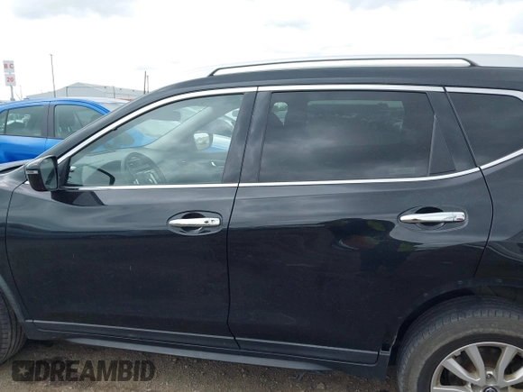 2020 Nissan Rogue SV z VIN KNMAT2MT0LP514535, wystawiony jako IAAI lot #42259711 z przebiegiem 63 339 mil mil oraz . Historia ofert i sprzedaży dostępna na DreamBid. Obrazek 14.
