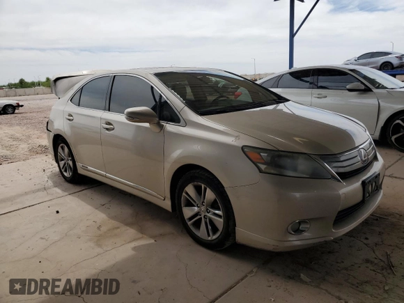 2011 Lexus HS 250h z VIN JTHBB1BA9B2044647, wystawiony jako Copart lot #55788005 z przebiegiem 170 813 mil mil oraz Szkoda całkowita • Salvage title. Historia ofert i sprzedaży dostępna na DreamBid. Obrazek 4.