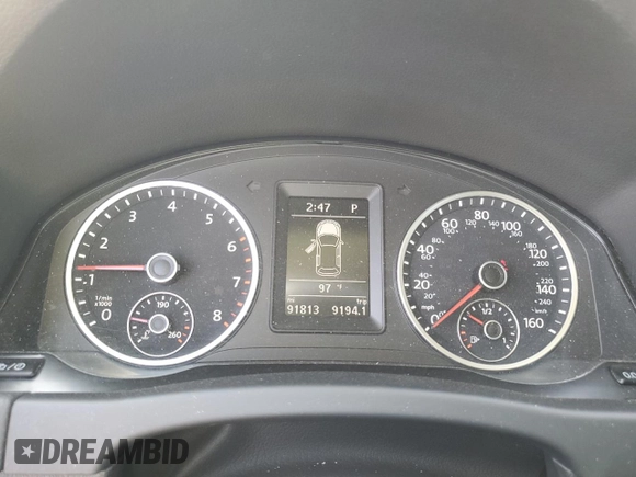 2017 Volkswagen Tiguan S with VIN WVGBV7AXXHW512903, listed as a Copart auction lot 61095825 with 91,813 mi miles and Salvage title. Bid and sale history available at DreamBid. Image 9.