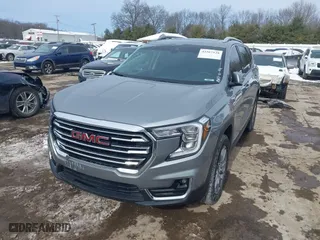 2024 GMC Terrain SLT with VIN 3GKALVEG1RL171374, listed as a IAAI auction lot 41567128 with 21,343 mi miles. Bid and sale history available at carsss.com. Image 17.