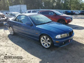 2001 BMW 3 Series 325Ci with VIN WBABS33421JY55178, listed as a Copart auction lot 84143274 with 172,653 mi miles and Salvage Title. Bid and sale history available at carsss.com. Image 4.