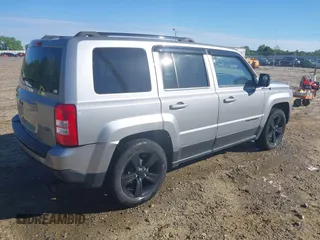 2015 Jeep Patriot Sport с VIN 1C4NJPBA8FD157262, выставлен на аукционе IAAI как лот 42190018 с пробегом 121 007 миль миль и . История ставок и продаж доступна на DreamBid. Изображение 4.