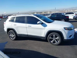 2020 Jeep Cherokee Limited with VIN 1C4PJLDBXLD536346, listed as a IAAI auction lot 41164017 with 35,057 mi miles. Bid and sale history available at carsss.com. Image 13.
