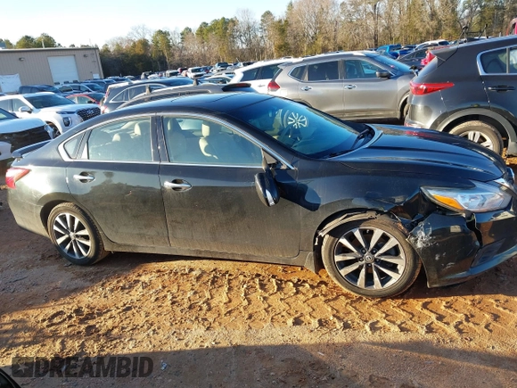 2016 Nissan Altima SR with VIN 1N4AL3AP7GC155622, listed as a IAAI auction lot 41202784 with 95,424 mi miles and . Bid and sale history available at carsss.com. Image 13.