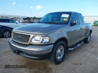 2003 Ford F-150 XL с VIN 1FTRX07LX3KC24422, выставлен на аукционе IAAI как лот 42559947 с пробегом 78 769 миль миль и . История ставок и продаж доступна на DreamBid. Изображение 2.