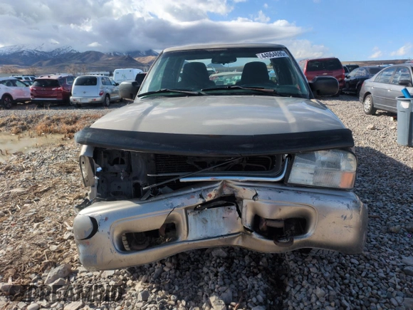 2003 GMC Sonoma SLS z VIN 1GTDT19X838102330, wystawiony jako Copart lot #44064695 z przebiegiem 165 227 mil mil oraz Szkoda całkowita • Salvage title. Historia ofert i sprzedaży dostępna na DreamBid. Obrazek 5.