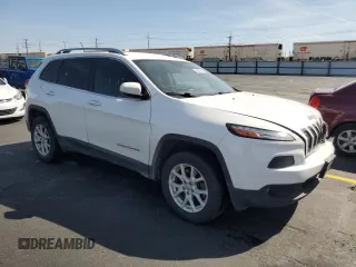 2017 Jeep Cherokee Latitude z VIN 1C4PJMCS1HW524864, wystawiony jako Copart lot #58500325 z przebiegiem 174 145 mil mil oraz Szkoda całkowita • Salvage title. Historia ofert i sprzedaży dostępna na DreamBid. Obrazek 4.