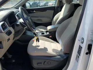 2016 Kia Sorento LX with VIN 5XYPG4A3XGG143858, listed as a Copart auction lot 52610625 with 99,165 mi miles and Salvage Title. Bid and sale history available at carsss.com. Image 7.