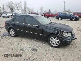 2003 Mercedes-Benz C 240 z VIN WDBRF81J03F374264, wystawiony jako Copart lot #51058085 z przebiegiem 167 865 mil mil oraz Czysty tytuł • Clean title. Historia ofert i sprzedaży dostępna na DreamBid. Obrazek 4.