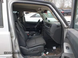 2010 Jeep Commander Sport with VIN 1J4RH4GK8AC157378, listed as a IAAI auction lot 41609526 with 173,614 mi miles and . Bid and sale history available at DreamBid. Image 5.