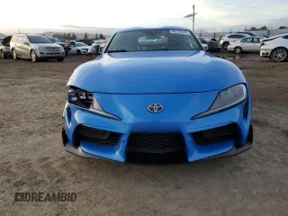2021 Toyota GR Supra 3.0 with VIN WZ1DB0C09MW036605, listed as a Copart auction lot 86576844 with 31,520 mi miles and Salvage Title. Bid and sale history available at carsss.com. Image 5.