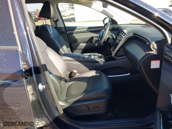 2024 Hyundai Tucson Plug-In Hybrid Limited with VIN KM8JFDD21RU157575, listed as a IAAI auction lot 41507203 with 34,182 mi miles. Bid and sale history available at carsss.com. Image 5.