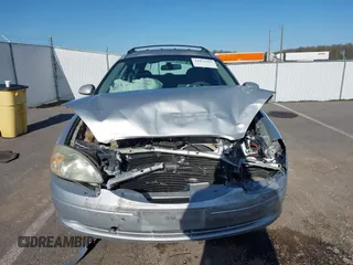 2003 Ford Taurus z VIN 1FAHP59U83A234246, wystawiony jako IAAI lot #41975597 z przebiegiem 178 869 mil mil oraz . Historia ofert i sprzedaży dostępna na DreamBid. Obrazek 6.