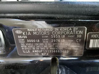 2005 Kia Sedona LX with VIN KNDUP131356663462, listed as a Copart auction lot 78037404 with 131,793 mi miles and Salvage Title. Bid and sale history available at carsss.com. Image 13.