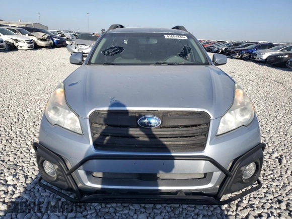 2014 Subaru Outback Limited with VIN 4S4BRDMC0E2316791, listed as a Copart auction lot 41804835 with 81,152 mi miles and Salvage title. Bid and sale history available at DreamBid. Image 5.