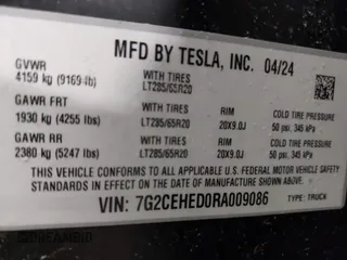 2024 Tesla Cybertruck with VIN 7G2CEHED0RA009086, listed as a IAAI auction lot 41855548 with 15,507 mi miles. Bid and sale history available at carsss.com. Image 9.
