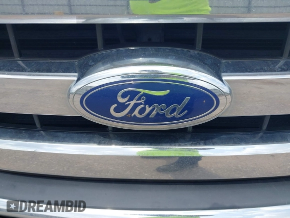 2017 Ford F-150 XL with VIN 1FTEW1EF1HKD11704, listed as a IAAI auction lot 42104633 with 105,104 mi miles. Bid and sale history available at carsss.com. Image 6.