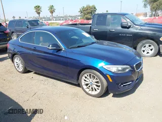 2015 BMW 2 Series 228i z VIN WBA1F9C59FVW98387, wystawiony jako IAAI lot #42518807 z przebiegiem 79 848 mil mil oraz . Historia ofert i sprzedaży dostępna na DreamBid. Obrazek 1.