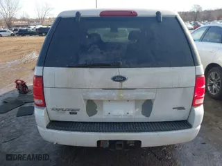 2005 Ford Explorer XLT with VIN 1FMDU73K45UB25719, listed as a IAAI auction lot 41634559 with 223,793 mi miles. Bid and sale history available at carsss.com. Image 16.