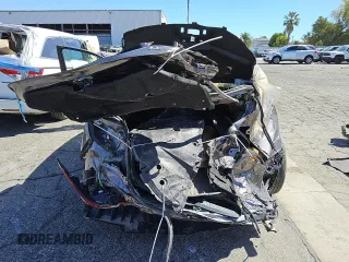 2023 Toyota Camry LE z VIN 4T1R11AKXPU764124, wystawiony jako Copart lot #47268875 z przebiegiem 37 406 mil mil oraz Szkoda całkowita • Salvage title. Historia ofert i sprzedaży dostępna na DreamBid. Obrazek 6.