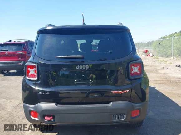 2015 Jeep Renegade Trailhawk with VIN ZACCJBCT1FPC17815, listed as a IAAI auction lot 42043290 with 247,652 mi miles and . Bid and sale history available at DreamBid. Image 16.