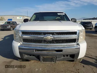 2010 Chevrolet Silverado 1500 LT with VIN 3GCRCSEA2AG186231, listed as a Copart auction lot 41537425 with 209,949 mi miles and Salvage Title. Bid and sale history available at DreamBid. Image 5.