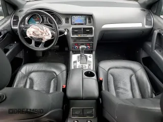 2013 Audi Q7 Prestige with VIN WA1WMAFE3DD015379, listed as a Copart auction lot 77213144 with 111,033 mi miles and Salvage title. Bid and sale history available at DreamBid. Image 8.