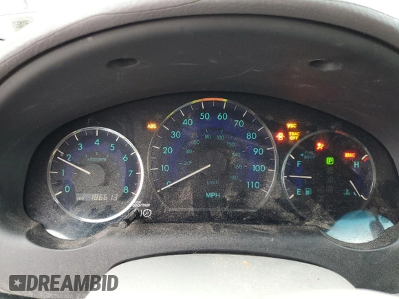 2010 Toyota Sienna CE with VIN 5TDKK4CCXAS323566, listed as a Copart auction lot 54738025 with 186,613 mi miles and Clean Title. Bid and sale history available at DreamBid. Image 9.