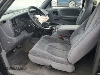 1999 Dodge Dakota SLT z VIN 1B7FL26X9XS131668, wystawiony jako Copart lot #53152605 z przebiegiem 92 663 mil mil oraz Szkoda całkowita • Salvage title. Historia ofert i sprzedaży dostępna na DreamBid. Obrazek 7.