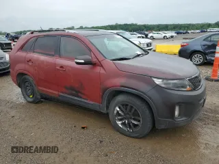 2014 Kia Sorento LX z VIN 5XYKT4A68EG435599, wystawiony jako Copart lot #58269715 z przebiegiem Nie podano mil oraz Czysty tytuł • Clean title. Historia ofert i sprzedaży dostępna na DreamBid. Obrazek 4.
