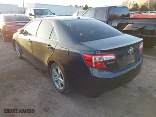 2014 Toyota Camry L with VIN 4T1BF1FK1EU473021, listed as a IAAI auction lot 41781634 with 234,171 mi miles. Bid and sale history available at carsss.com. Image 3.