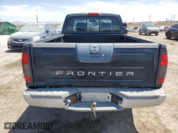 2003 Nissan Frontier XE z VIN 1N6DD26T23C471697, wystawiony jako Copart lot #58618725 z przebiegiem 126 296 mil mil oraz Czysty tytuł • Clean title. Historia ofert i sprzedaży dostępna na DreamBid. Obrazek 6.