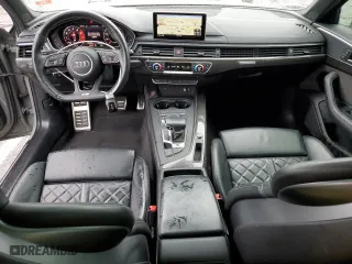 2019 Audi S4 Premium Plus with VIN WAUB4AF41KA074437, listed as a Copart auction lot 44713143 with 35,370 mi miles. Bid and sale history available at carsss.com. Image 8.