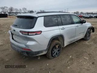 2024 Jeep Grand Cherokee Altitude X with VIN 1C4RJKAGXR8571604, listed as a Copart auction lot 44557025 with 15,943 mi miles and Salvage title. Bid and sale history available at DreamBid. Image 3.