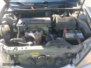2006 Toyota Camry STD with VIN 4T1BE32K16U725680, listed as a IAAI auction lot 41723759 with 183,061 mi miles. Bid and sale history available at carsss.com. Image 10.