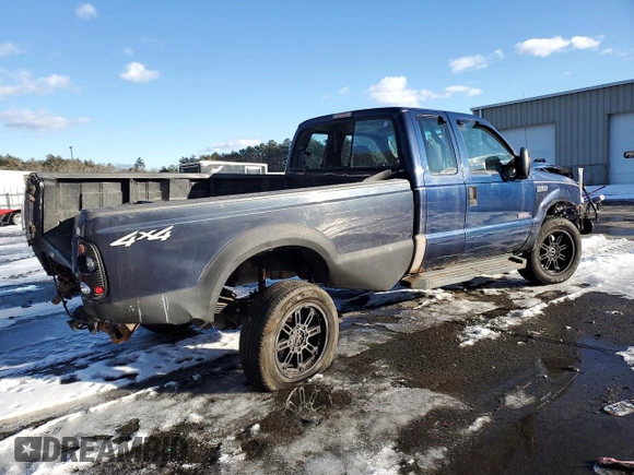 2006 Ford F-250 XL z VIN 1FTSX21P86EC45152, wystawiony jako Copart lot #58487155 z przebiegiem 204 104 mil mil oraz Nie do naprawy • Non repairable. Historia ofert i sprzedaży dostępna na DreamBid. Obrazek 3.