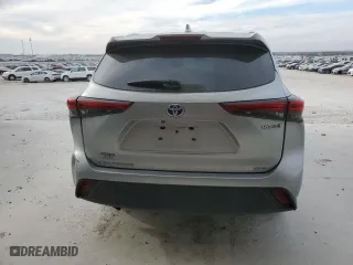 2023 Toyota Highlander Hybrid XLE with VIN 5TDKBRCH9PS575262, listed as a Copart auction lot 82327064 with 0 mi miles and Salvage Title. Bid and sale history available at carsss.com. Image 6.