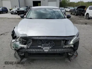 2019 Nissan Altima SR with VIN 1N4BL4CV1KC259036, listed as a Copart auction lot 50572145 with 113,330 mi miles and Salvage Title. Bid and sale history available at DreamBid. Image 5.