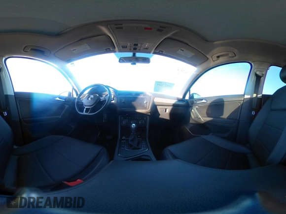 2018 Volkswagen Tiguan SEL with VIN 3VV3B7AX7JM117053, listed as a IAAI auction lot 40827695 with 71,489 mi miles and . Bid and sale history available at DreamBid. Image 18.