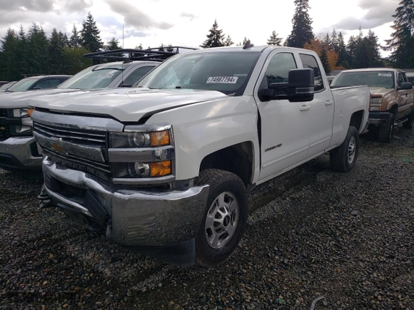 2015 Chevrolet Silverado 2500HD Built After Aug 14 LT with VIN 1GC2KVEG7FZ502045, listed as a Copart auction lot 74987794 with 211,063 mi miles and Salvage Title. Bid and sale history available at carsss.com. Image 1.