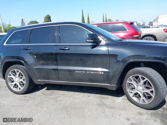 2018 Jeep Grand Cherokee Limited with VIN 1C4RJFBGXJC203561, listed as a IAAI auction lot 41670783 with 69,648 mi miles. Bid and sale history available at carsss.com. Image 13.