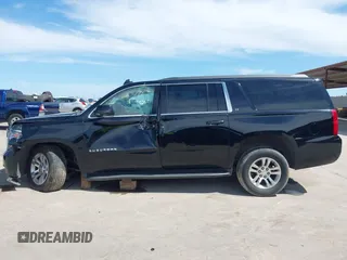 2020 Chevrolet Suburban LT z VIN 1GNSCHKC2LR305366, wystawiony jako IAAI lot #42080587 z przebiegiem 163 540 mil mil oraz . Historia ofert i sprzedaży dostępna na DreamBid. Obrazek 14.