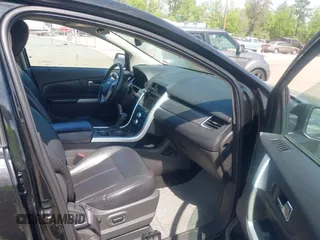 2013 Ford Edge SEL with VIN 2FMDK3JC1DBA58902, listed as a IAAI auction lot 42112569 with 184,971 mi miles. Bid and sale history available at carsss.com. Image 5.