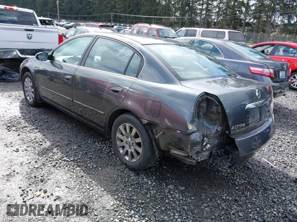 2006 Nissan Altima 2.5 with VIN 1N4AL11D06N304367, listed as a IAAI auction lot 41808294 with 198,815 mi miles. Bid and sale history available at carsss.com. Image 3.