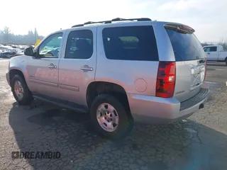 2014 Chevrolet Tahoe LT z VIN 1GNSKBE04ER197644, wystawiony jako IAAI lot #41322255 z przebiegiem 127 142 mil mil oraz . Historia ofert i sprzedaży dostępna na DreamBid. Obrazek 3.