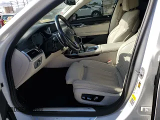 2018 BMW 7 Series 740e xDrive iPerformance with VIN WBA7J2C51JG938111, listed as a Copart auction lot 73361933 with 104,641 mi miles. Bid and sale history available at carsss.com. Image 7.