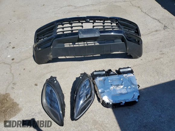 2021 Porsche Cayenne E-Hybrid с VIN WP1AE2AY0MDA24527, выставлен на аукционе Copart как лот 57754264 с пробегом 18 298 миль миль и Списание • Salvage title. История ставок и продаж доступна на DreamBid. Изображение 12.