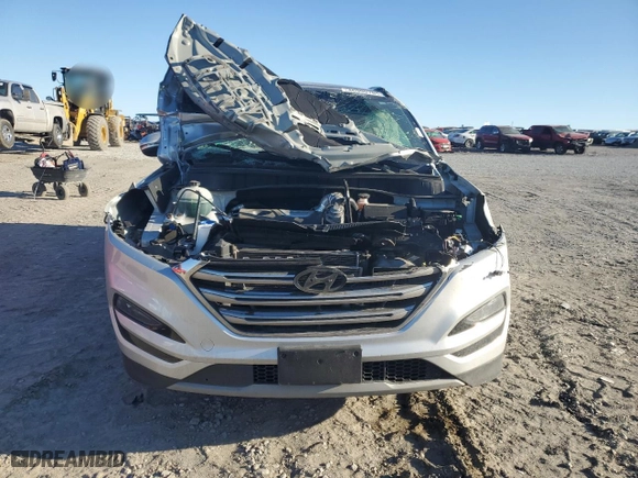 2017 Hyundai Tucson Limited with VIN KM8J3CA23HU388371, listed as a Copart auction lot 46990785 with 100,617 mi miles and Clean Title. Bid and sale history available at carsss.com. Image 5.