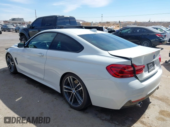 2019 BMW 4 Series 440i z VIN WBA4W7C56KAG52201, wystawiony jako IAAI lot #41639179 z przebiegiem 39 225 mil mil oraz . Historia ofert i sprzedaży dostępna na DreamBid. Obrazek 3.